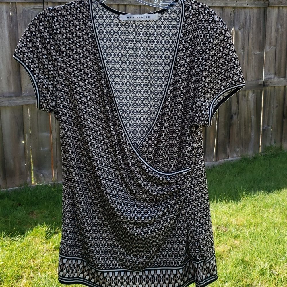Max Studio L Wrap Blouse - Picture 6 of 6
